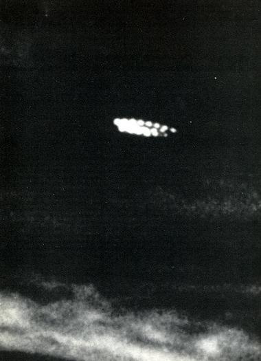  Autors: posts UFO Photographs 1910-2008