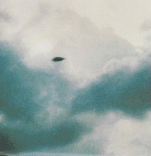  Autors: posts UFO Photographs 1910-2008