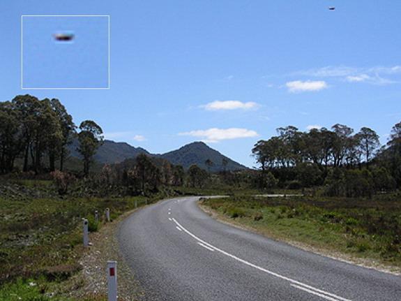  Autors: posts UFO Photographs 1910-2008