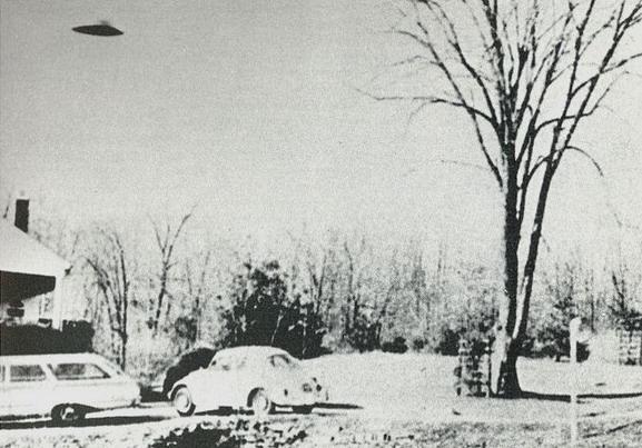 November 13 1966    Zanesville... Autors: posts UFO Photographs 1910-2008