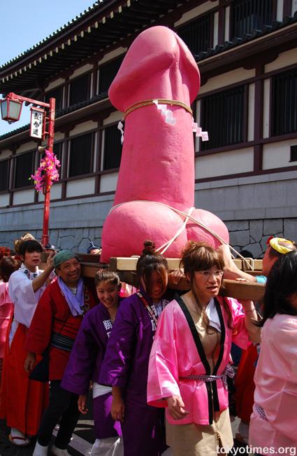 Kanamara Matsuri jeb auglības... Autors: UglyPrince Festivāli Pasaulē