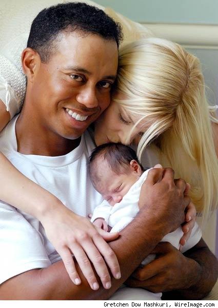 Tiger Woodsamp Elin Nordegren... Autors: gin gin Skandalozākās slavenību afēras.