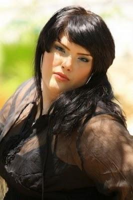  Autors: Verbatim Miss " Fat and Beautiful " 2009