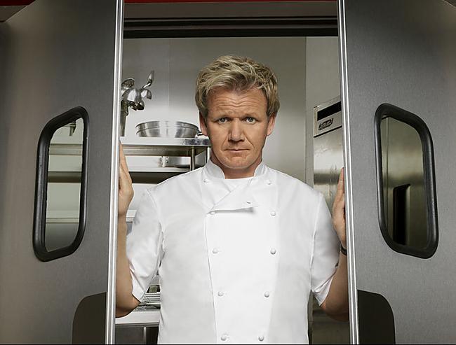 Gordon Ramsey Gandrīz noslīka... Autors: Salvadors Celebrity near death experiences