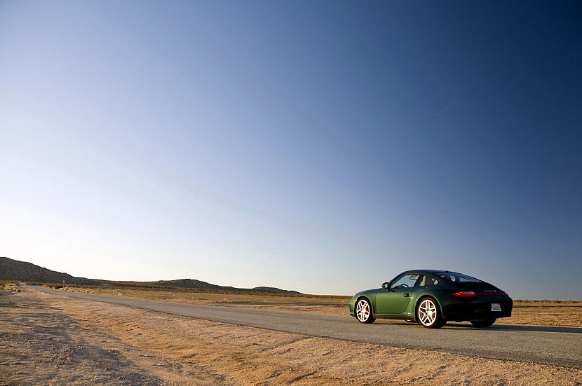 2009 Porsche 911 Carrera 4S Autors: bizonis1 Autoblog's Top 100 Photographs of 2009