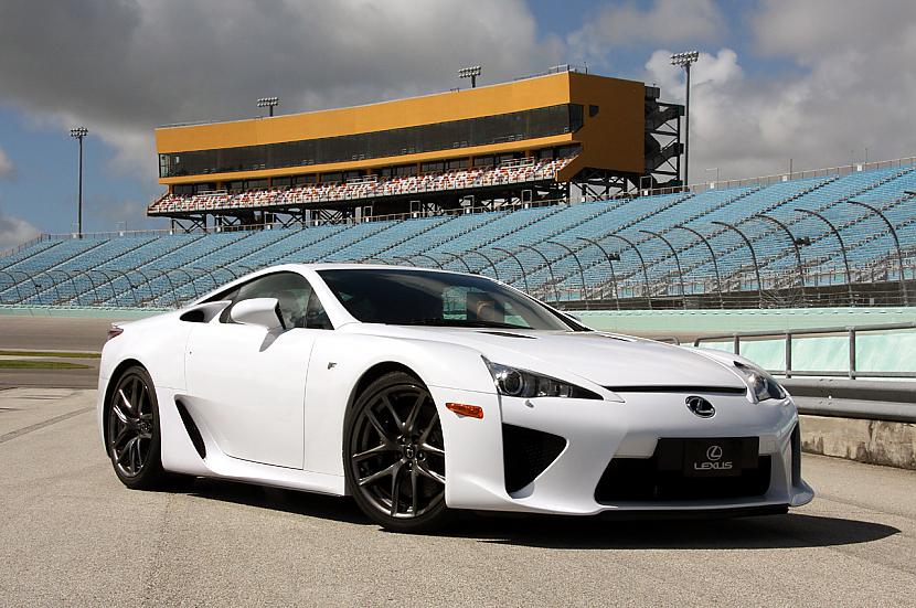 2011 Lexus LFA Autors: bizonis1 Autoblog's Top 100 Photographs of 2009