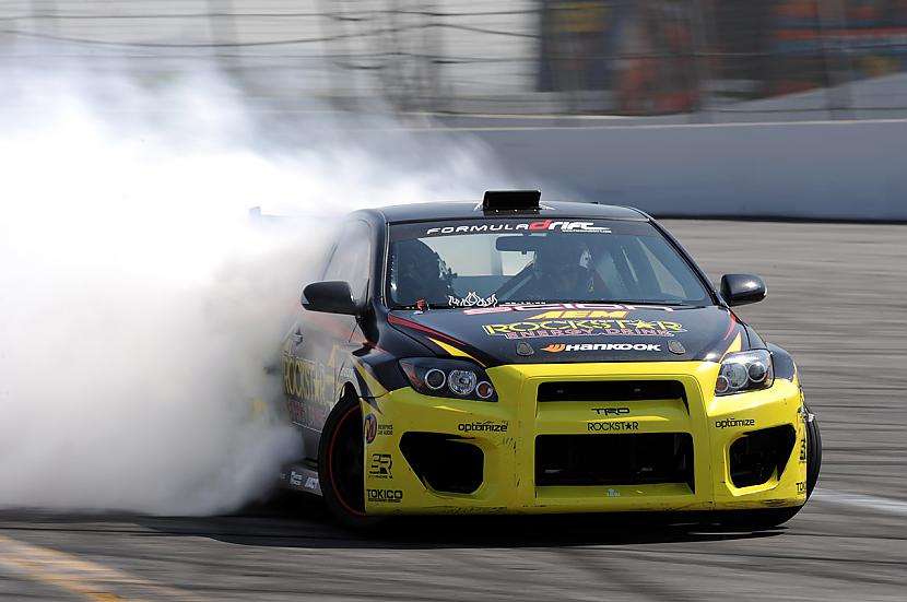 Tanner Foust039s NASCARpowered... Autors: bizonis1 Autoblog's Top 100 Photographs of 2009