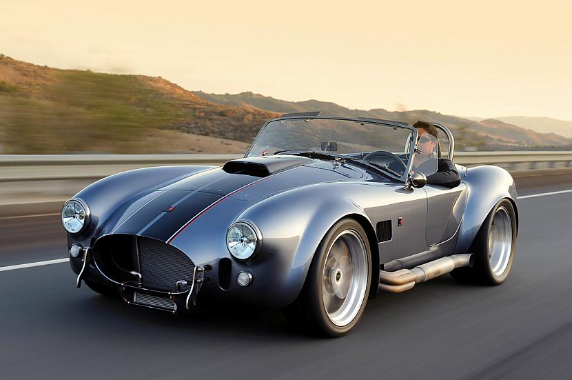 2009 Superformance MKIII R... Autors: bizonis1 Autoblog's Top 100 Photographs of 2009