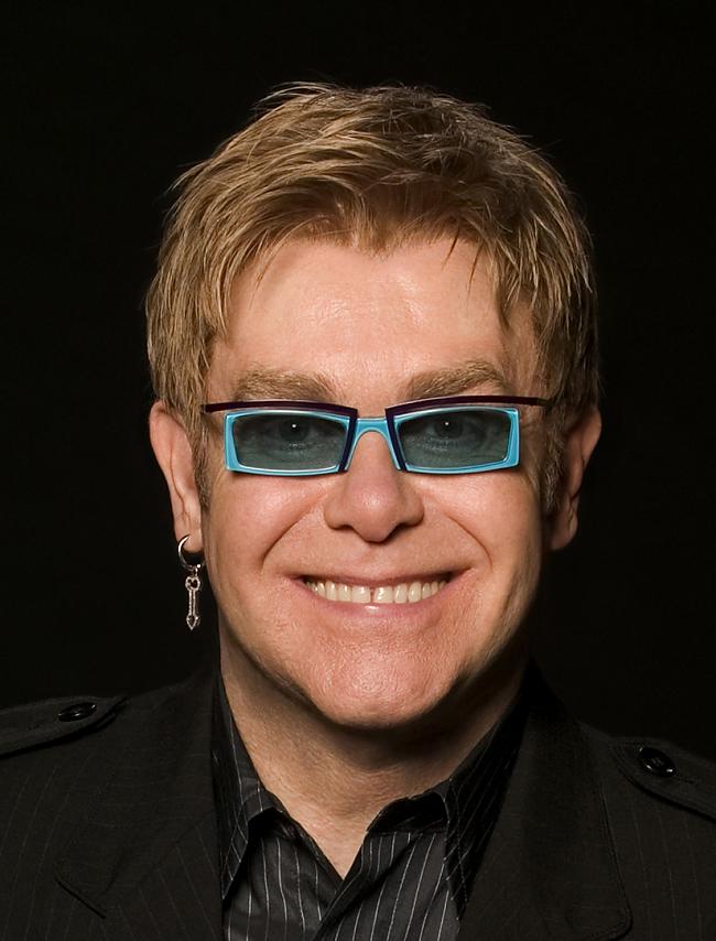 Elton John Dzimis kā Reginald... Autors: gin gin Slavenie geji, lesbietes un biseksuāļi.