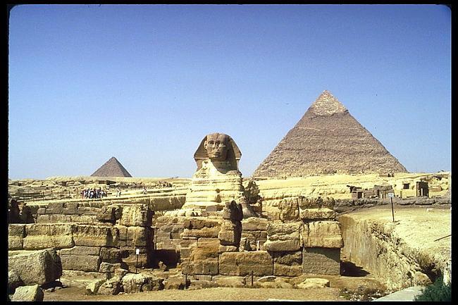 Par piramīdu radītāju... Autors: exkluzīvais Septiņi pasaules brīnumi