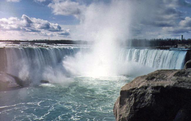 Niagaras ūdenskritumssaukts... Autors: Fosilija Pasaules lielākie ūdenskritumi.