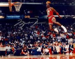 Jordan Autors: Nokisa22 Michael Jordan is a LEGEND