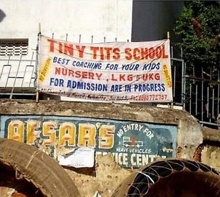 Tiny tits school Autors: AldisTheGreat 13 Smiekllīgi skolu nosaukumi