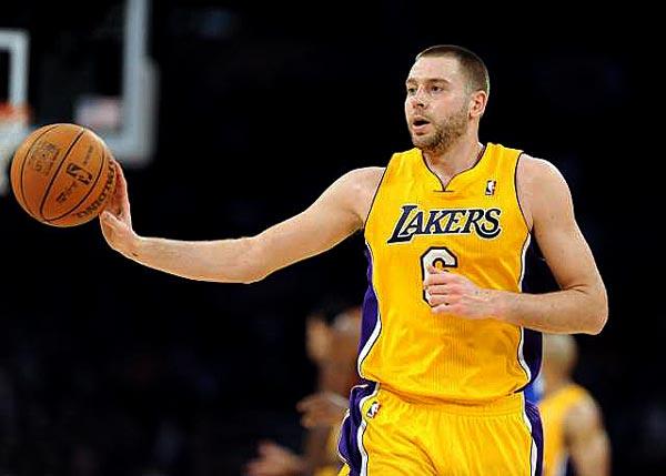 Joshua Scott McRoberts dzimis... Autors: Fosilija Los Angeles Lakers sastāvs 2011-12