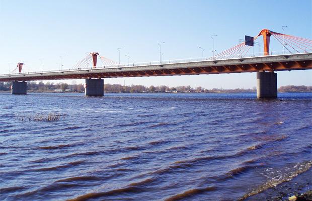 Rīga Dienvidu tilts Tiltu... Autors: skipper Kas notiks ja sabruks Pļaviņu HES. 4
