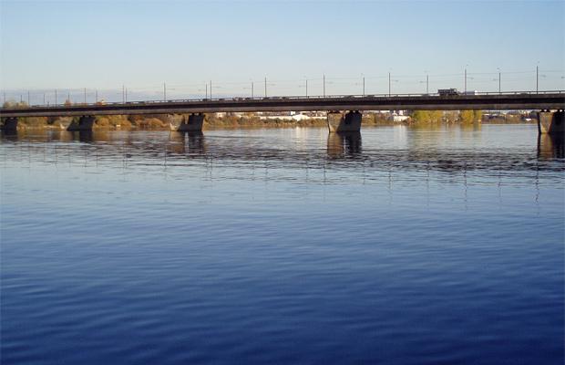 Rīga Salu tilts  uzbūvēts... Autors: skipper Kas notiktu ja sabruktu Pļaviņu HES. 5