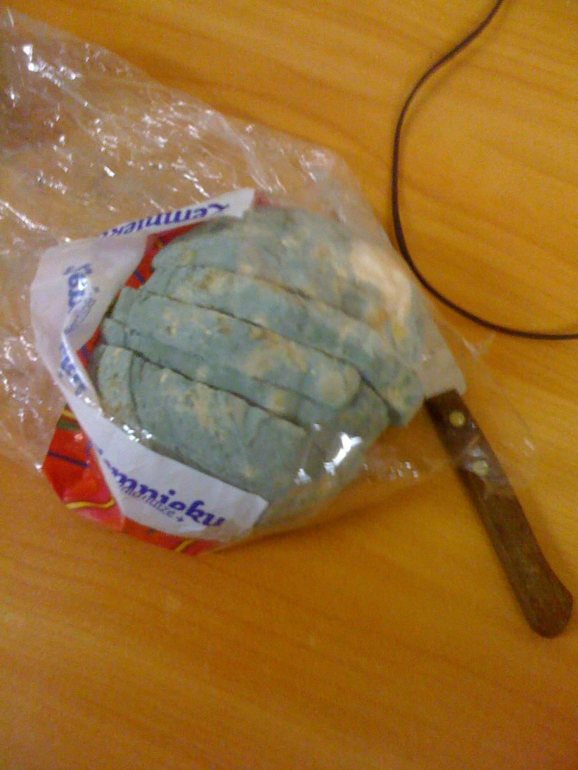 NU tāda ir tā zilā maizē  Autors: Ak vot Zilā maize