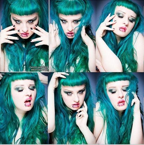  Autors: Alexithymia green <3