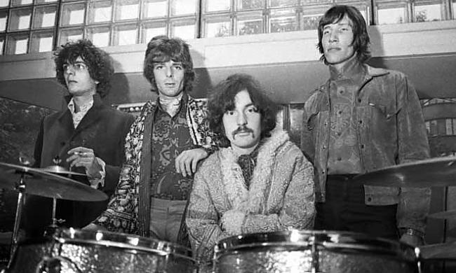Pink Floyd  Another Brick in... Autors: member berrie #4 Dziesmas,kas mainīja mūzikas pasauli.