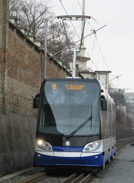 šeit vins atrodas čēhijas... Autors: irisbus9200 skoda 15t riga forcity info