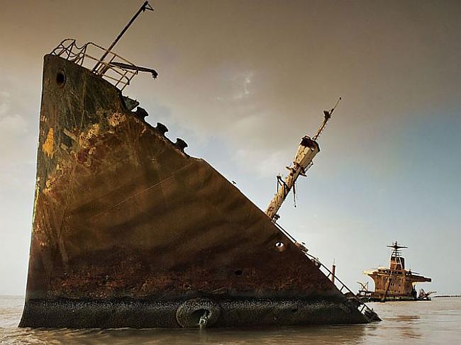 Naftas tankeris Persijas līcī... Autors: Franziskaner Labākās marta fotogrāfijas
