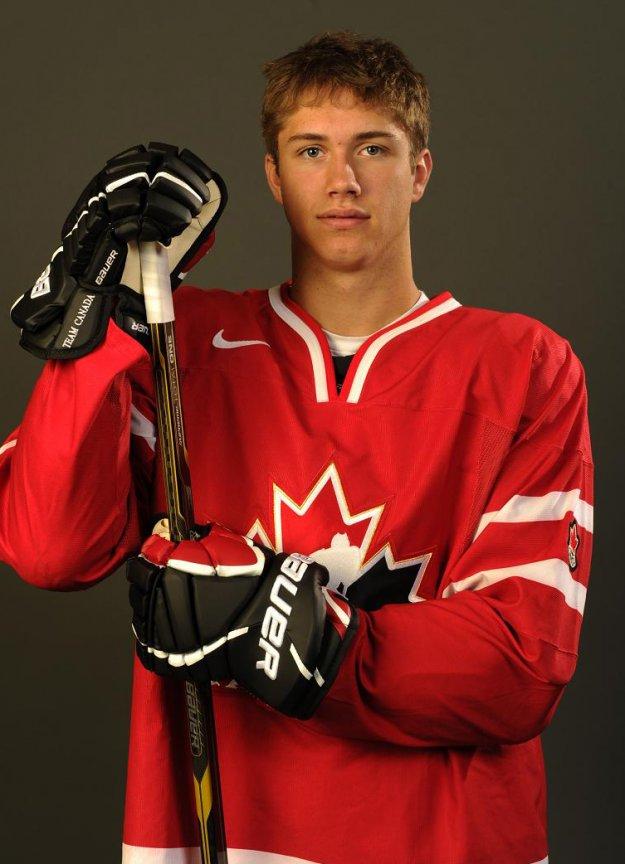 Jaunākais spēlētājs ir Kanādas... Autors: Hokeja Blogs Fakti par spēlētājiem un komandām PČ