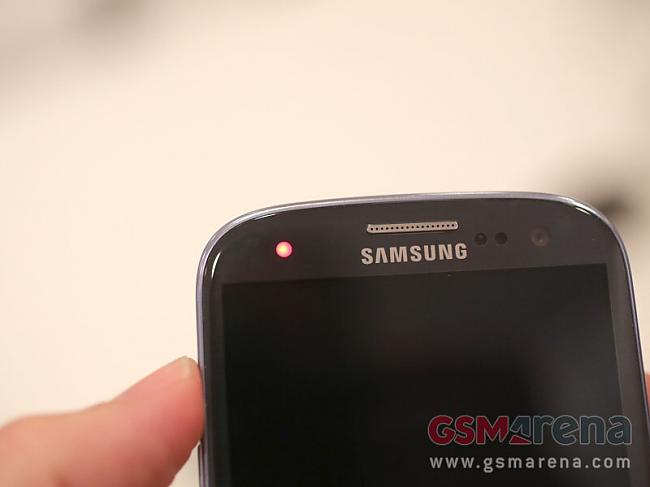 The notification LED Autors: LoWRide Samsung prezentē Galaxy S III