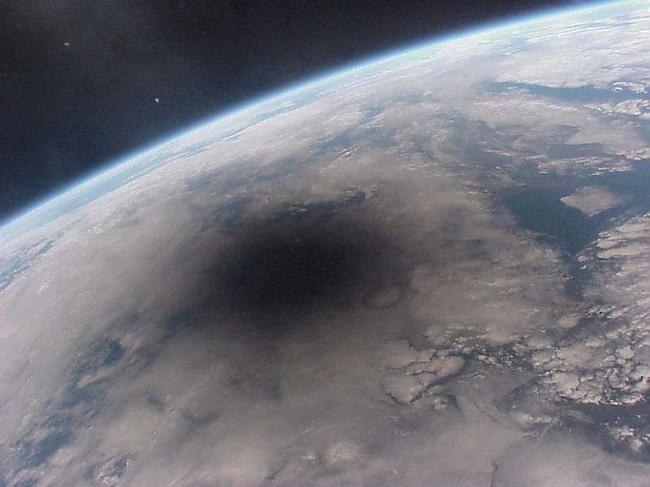 Vērojot no Zemes saules... Autors: Moonwalker Episkās Zemes bildes no kosmosa
