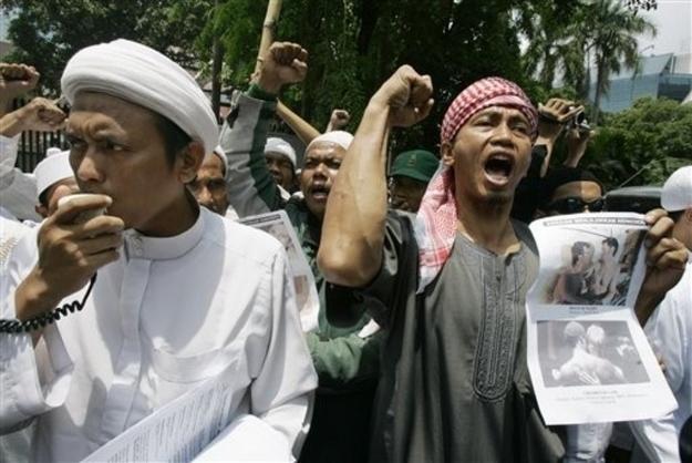 Indonēzija Autors: Gorsix89 Anti-Praid protesti pasaulē