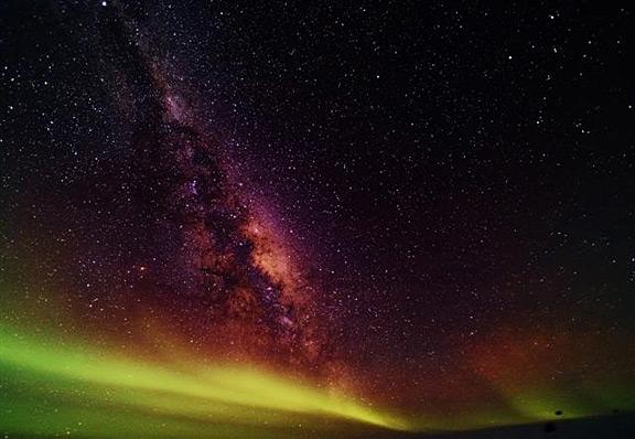 Mana mīļākā vieta visumā ... Autors: hcpe Ziemeļblāzma,kā tā veidojas.