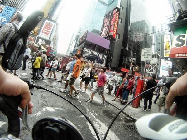  Autors: volcomboy Ņujorka velosipēdista acīs!