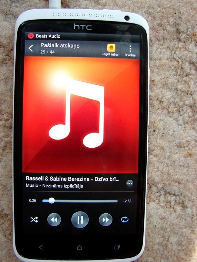 Teikscaronu ka tagad iPod un... Autors: Latišs Mani HTC One X iespaidi