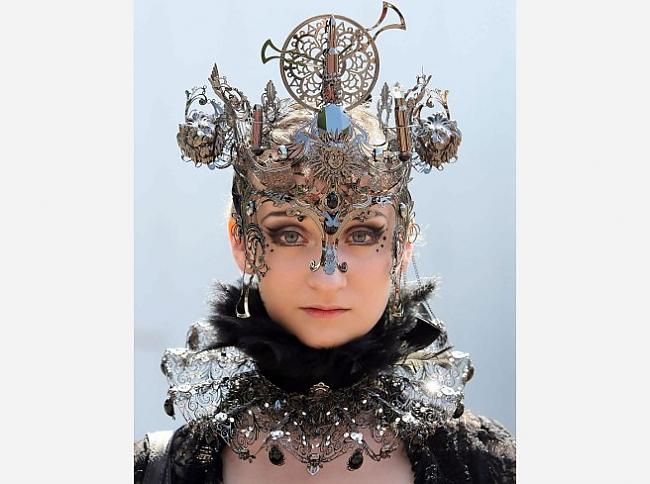 Gotu kustība ir radusies... Autors: Raziels Gotu festivāls Wave-Gotik-Treffen 2012