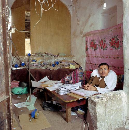 Muhameds Hamids Azeins ūdens... Autors: Raziels Ofisa darbinieki trešajā pasaulē
