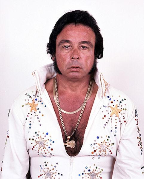 Elviss Autors: Colonel Meow Skumjie varoņi un slavenības.
