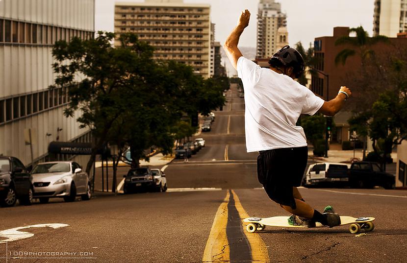 quotwe dont do halfpipes we... Autors: Milzis16x Longboarding! (~_~;)