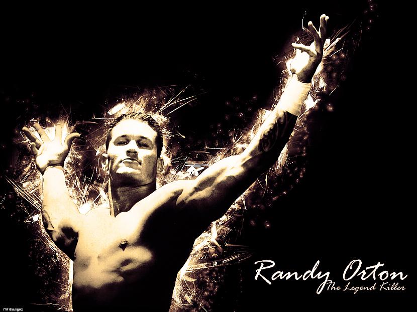 Profesionāļa karjera 2000 ... Autors: LadySJ WWE viper Randy Orton.