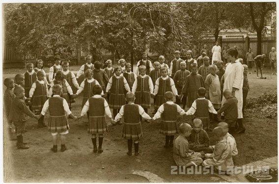 AgrākVēsturiski un... Autors: Ezisbiksītēs Apakšbikšu ietekme uz Latvijas dzimstību