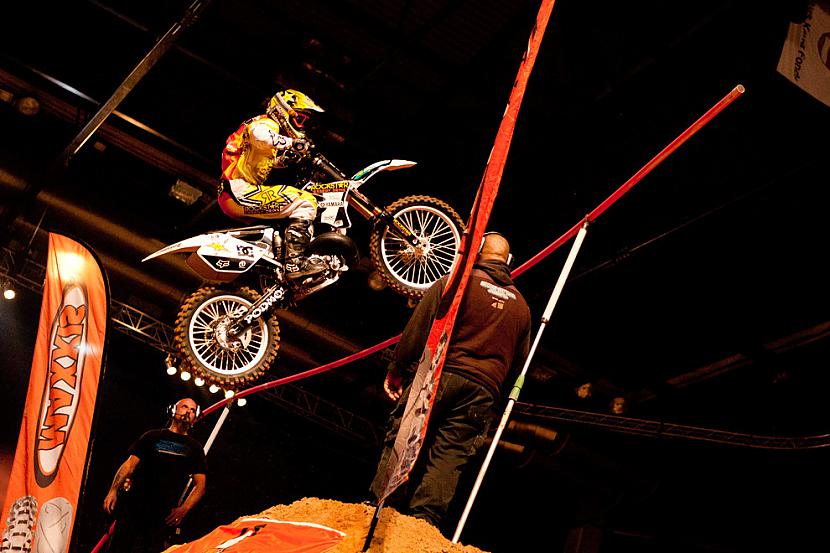 Augstlēkscaronanas sacensības Autors: whoeverz NIGHT of the JUMPs, Riga 2012, Finālbraucieni