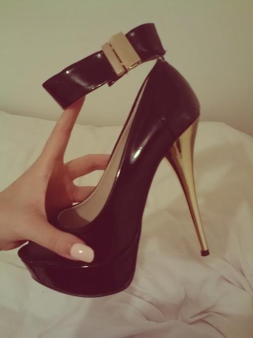  Autors: mearrrr ** High Heels**