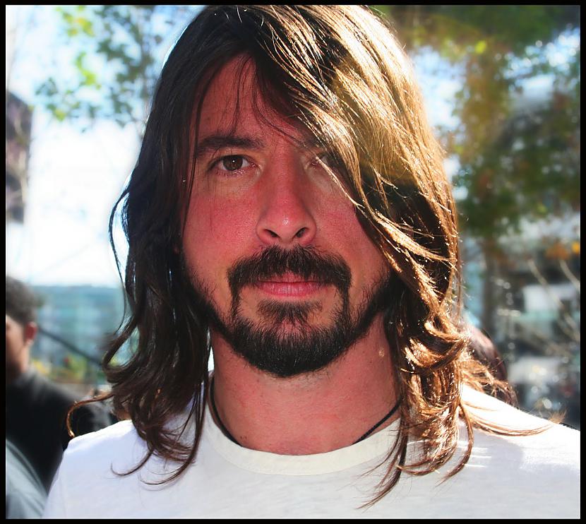 Grols pirmo Foo Fighters... Autors: Heart Attack Dave Grohl