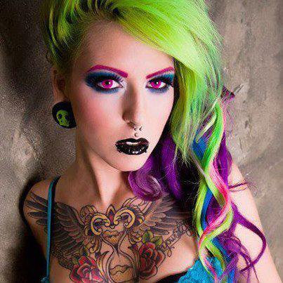  Autors: VectorX Tattooed Women V