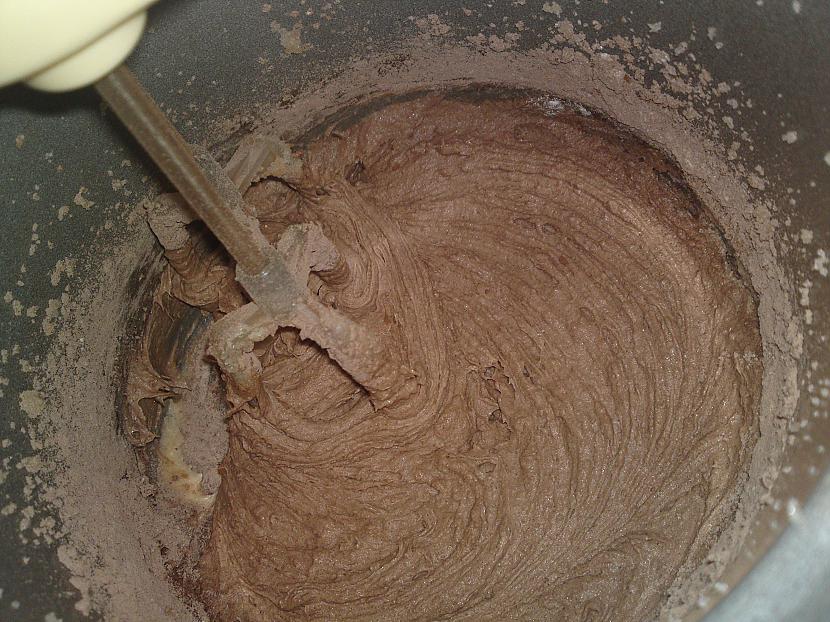 Turpino kult pievieno sākumā... Autors: allaroundme Šokolādīga šokolādes kūka