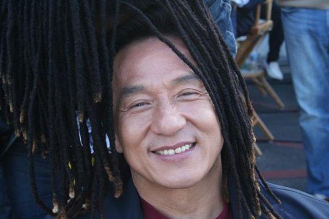 Yēe  smoke weed   Autors: Aroamo Jackie Chan Epic Smiles and Fails !