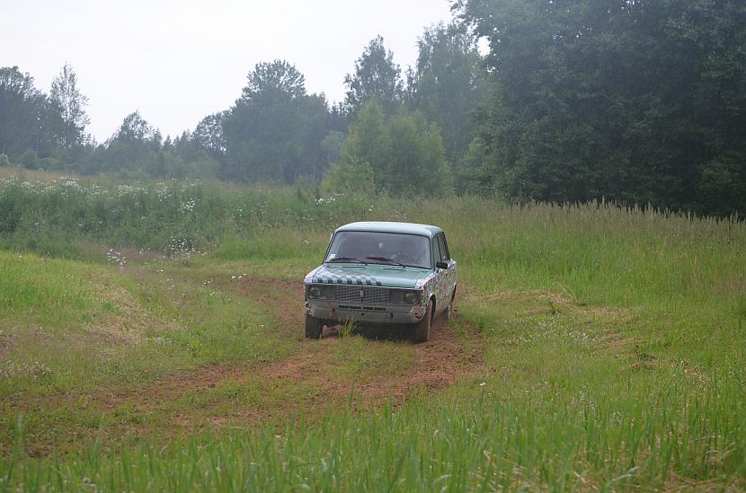  Autors: AutoHūte Vaz Sticerbombiņš..