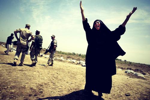  Autors: bigbadvoodoo Spēcīgas fotogrāfijas no Irākas.