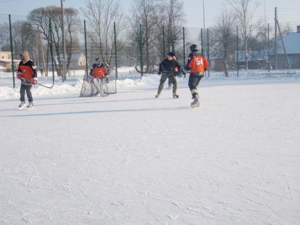  Autors: Fosilija Īstu vīru sporta veids – hokejs – 25grādos