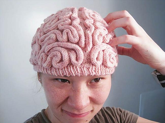 Smadzeņu cepure Autors: Fosilija Interesanti apģērbu dizaini