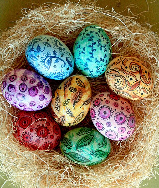  Autors: Fosilija Kā krāsot olas?