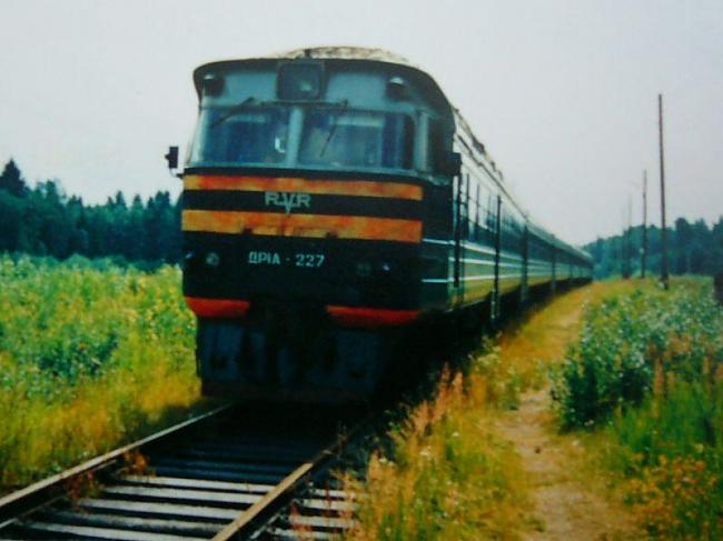 Vilciens tālajā 1995 gadā Autors: Fosilija Vilciens  - Rūjiena Ipiķi